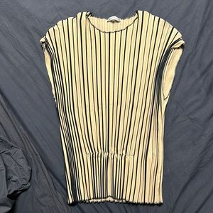 Zara blouse Size XS